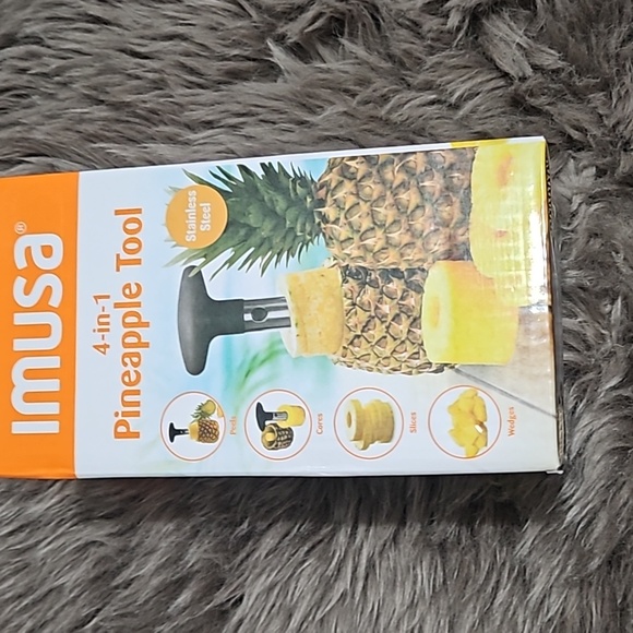 Imusa Pineapple 4 in 1 Tool - Picture 1 of 3